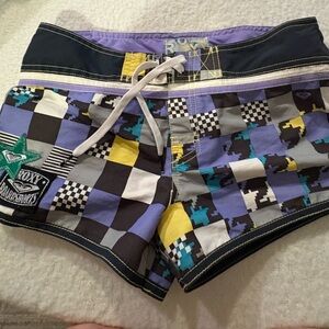 ROXY size 5 jrs board shorts. Checkered geometric pattern Y2K excellent cond.